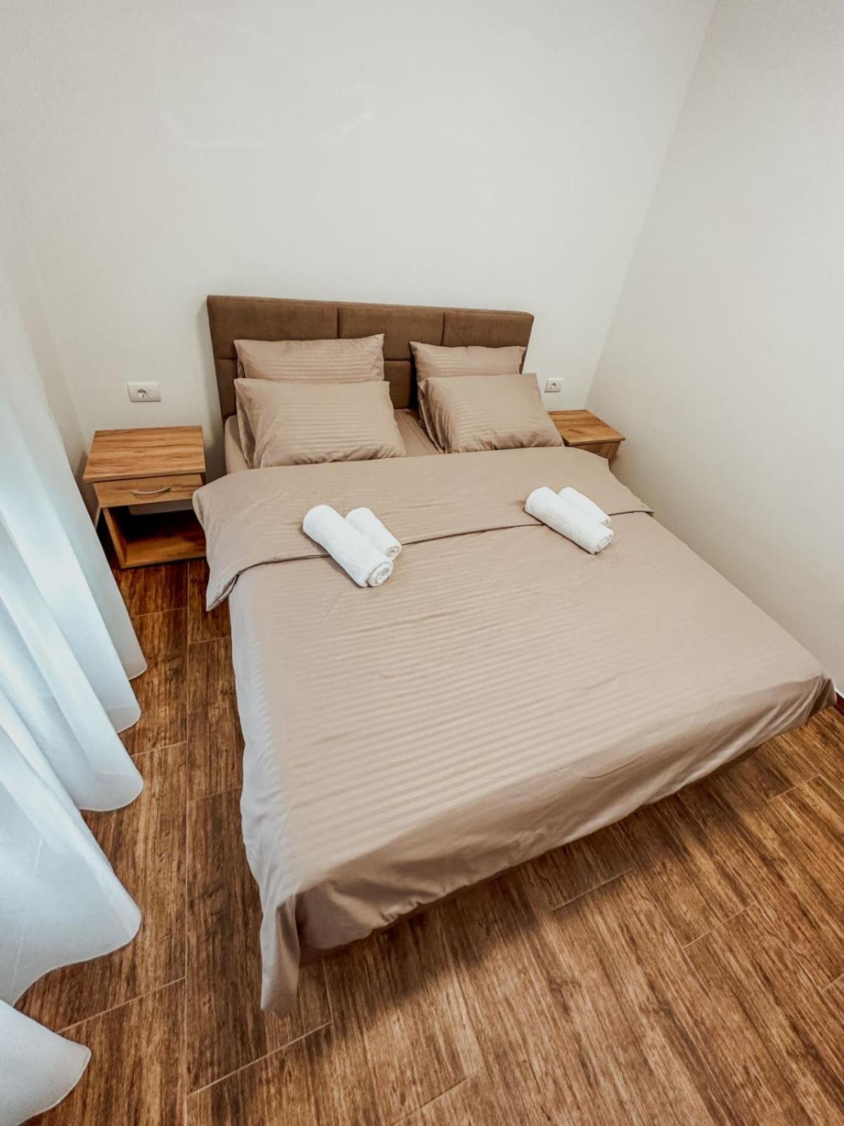 Kiko Apartmani Lux Zrenjanin Eksteriør billede